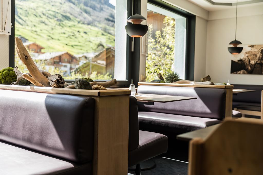 Schnider Bed&Breakfast Und Cafe Вальс Экстерьер фото